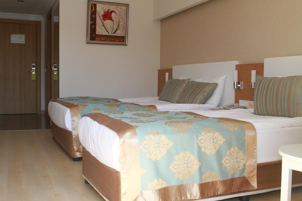 Annabella Diamond Hotel - All Inclusive Avsallar Exteriör bild